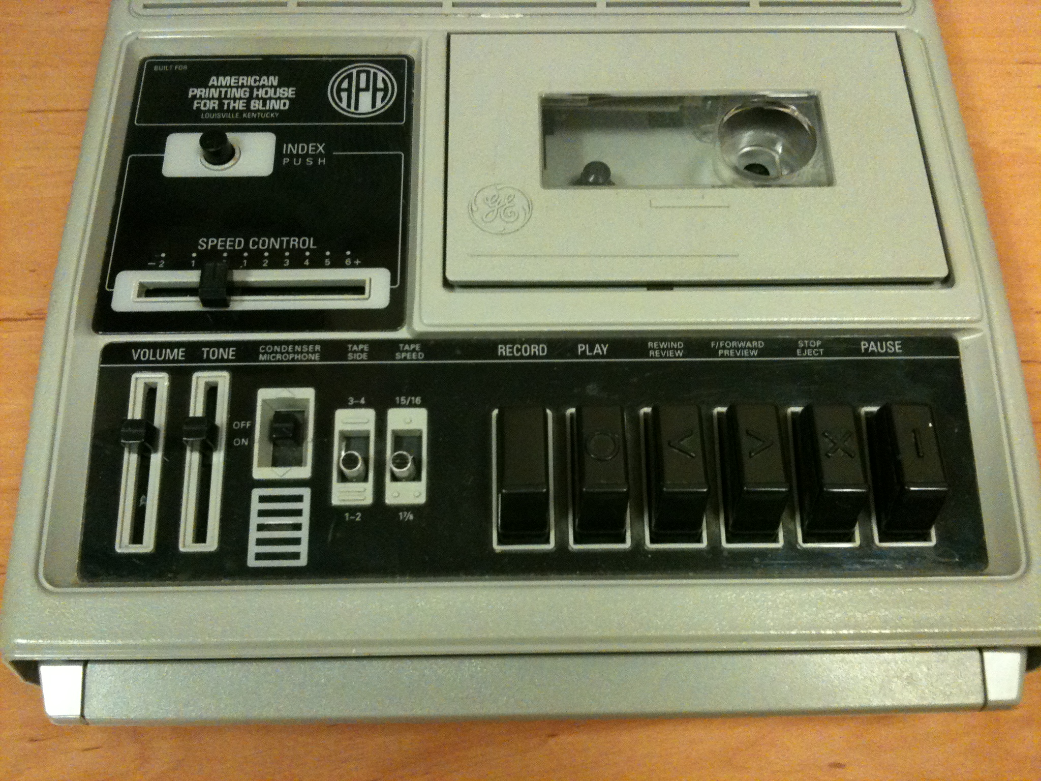 Cassette_Player_and_Recorder_for_the_Blind_IMG_0152