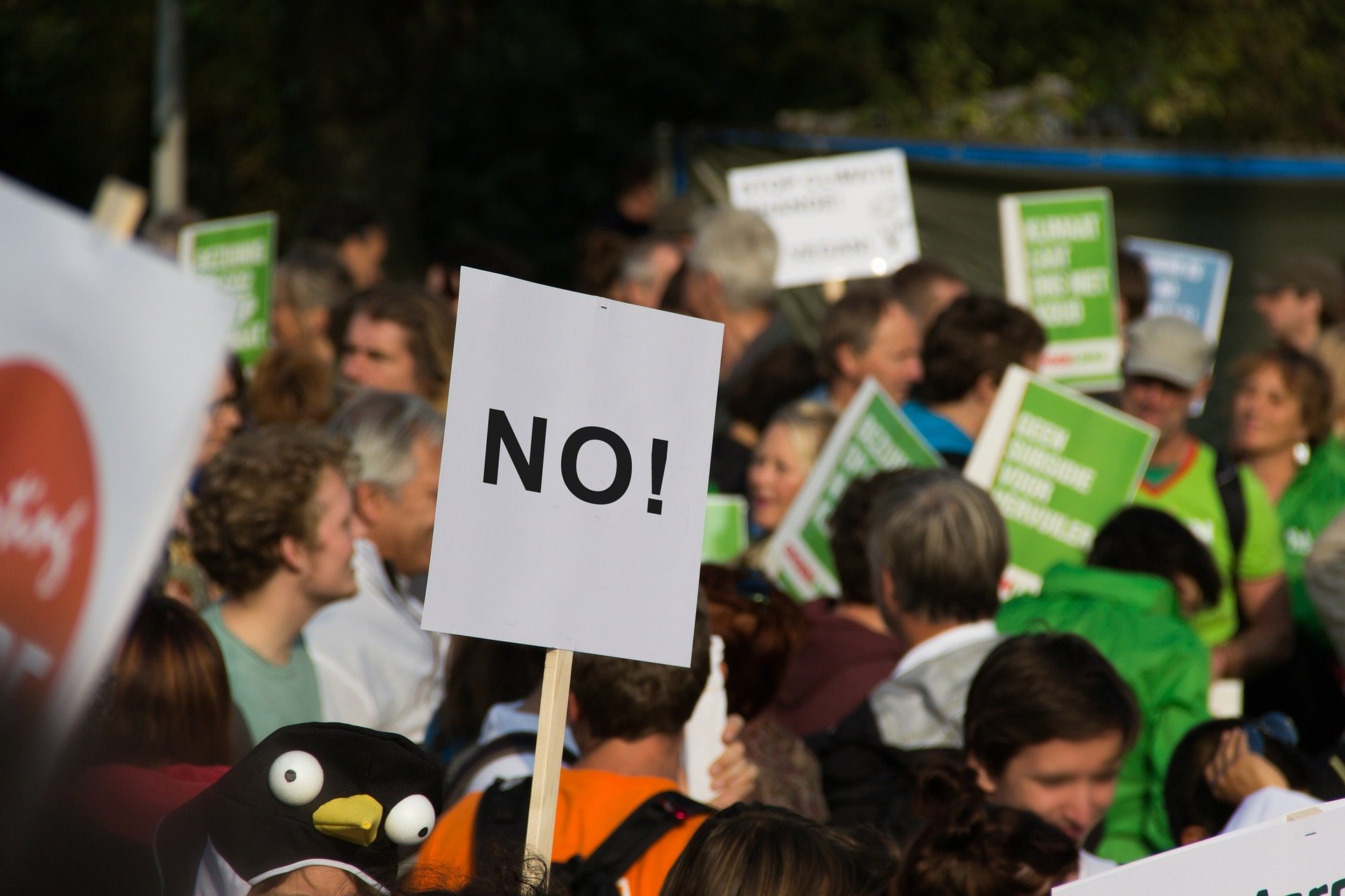 QuerdenkerDemo am 1. Mai geplant Radio Lora München