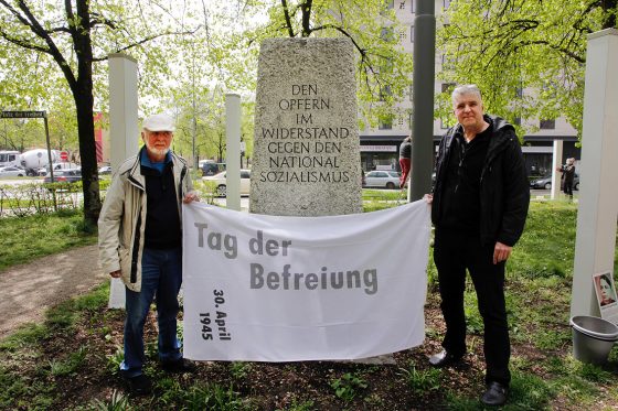 Gedenken an die Bücherverbrennung in München: Trotz Corona Lesung am Königsplatz