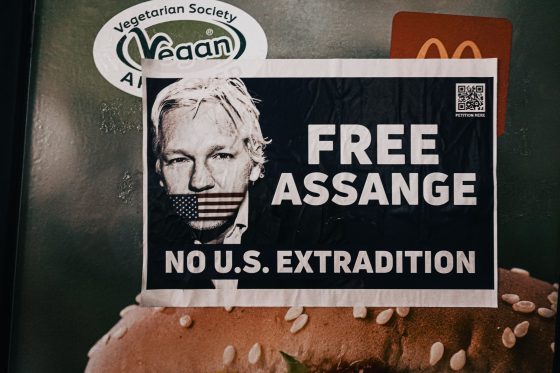 Auslieferungsbescheid für Julian Assange