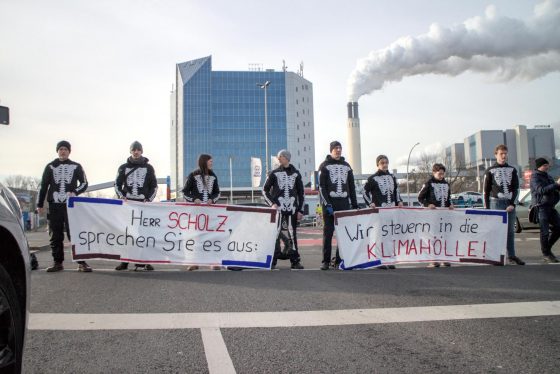 Wir hungern bis ihr ehrlich seid!