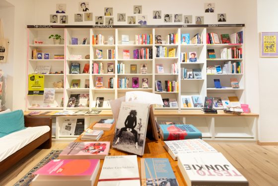 Queerfeministischer Buchladen Glitch