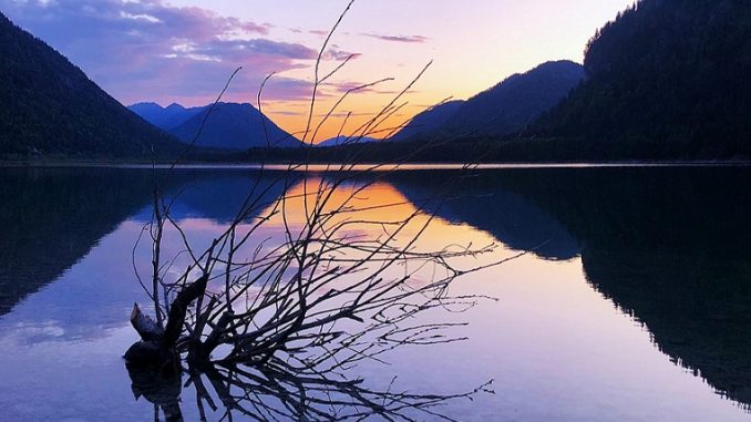 Rituale Landschaft; Foto Michael Niggel